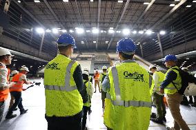 Paris 2024 - South Paris Arena Volleyball Court Installation