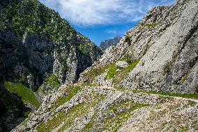 Cares Trail In Spain