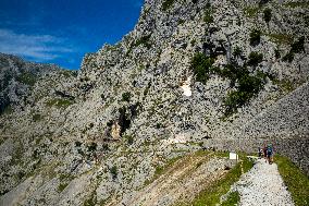 Cares Trail In Spain