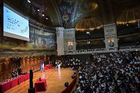 Concours general des lycees et des metiers awards in Paris FA