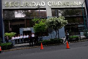 Señor Indomable', Police Officer And Generator Of Adult Content In Mexico, Demonstrates Outside The Ministry Of Citizen Security