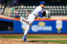 MLB Washington Nationals v New York Mets