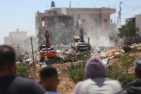 Israeli Forces Demolish A Palestinian House - Hebron