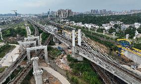 Nanchang-Jiujiang High-speed Railway Tunnel Open