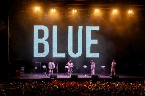 Blue performs At The Pistoia Blues