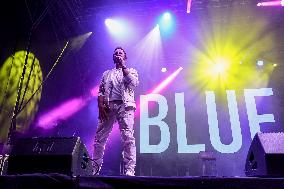 Blue performs At The Pistoia Blues