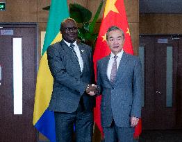 CHINA-BEIJING-WANG YI-GABON-FM-MEETING (CN)