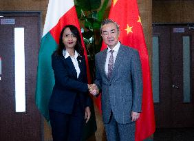 CHINA-BEIJING-WANG YI-MADAGASCAR-FM-MEETING (CN)