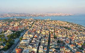 T?RKIYE-ISTANBUL-HISTORICAL PENINSULA-SCENERY