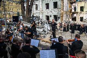 "Requiem For The Dead" At The Ruins Of Okhmatdyt Children's Hospital That Was Recently Hit By Russian Missile In Kyiv