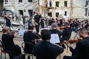 "Requiem For The Dead" At The Ruins Of Okhmatdyt Children's Hospital That Was Recently Hit By Russian Missile In Kyiv