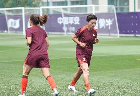 (SP)CHINA-DALIAN-FOOTBALL-WOMEN-CHINESE NATIONAL TEAM-TRAINING (CN)