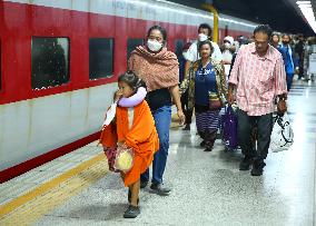 THAILAND-BANGKOK-LAOS-PASSENGER TRAIN SERVICE