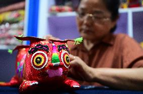 A Fabric Workshop in Liaocheng