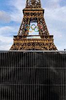 Eiffel Tower decorated with Olympic Rings - Paris