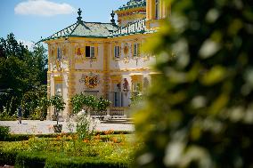 POLAND-WARSAW-WILANOW PALACE-SCENERY