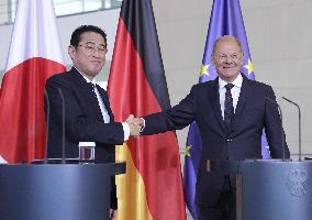 Kishida-Scholz talks in Berlin