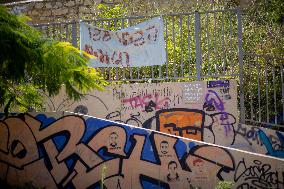 War-Related Graffitis - Tel Aviv