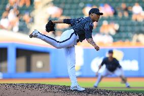 MLB Colorado Rockies Vs. New York Mets