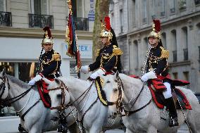 Calvary Regiment Heading To Bastille Day Parade - Paris