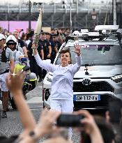 (SP)FRANCE-PARIS-OLYMPIC GAMES-TORCH RELAY