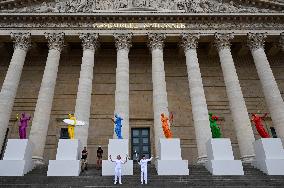 (SP)FRANCE-PARIS-OLYMPIC GAMES-TORCH RELAY