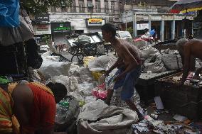 Daily Life In Kolkata