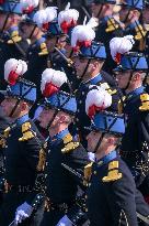 Bastille Day Military Parade : Troops - Paris