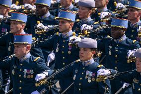 Bastille Day Military Parade : Troops - Paris