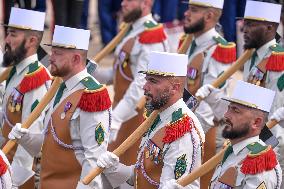 Bastille Day Military Parade : Troops - Paris