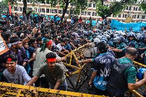 Students Protest Job Quotas in Bangladesh