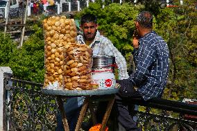 Daily Life In Mussoorie