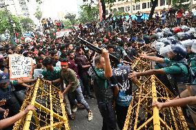 Hundreds Of Students March Towards The President House In Dhaka.