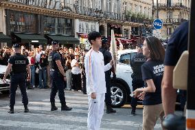 Kim Seok-jin with The Olympic torch - Paris