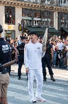 Kim Seok-jin with The Olympic torch - Paris