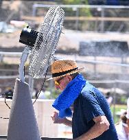 ITALY-ROME-HEATWAVE-TOURISM