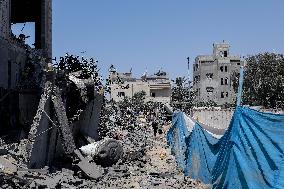 Dozens Killed In Israeli Strike Targeting Hamas Military Chief - Gaza