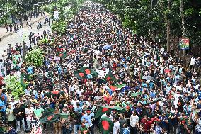 Hundreds Of Students March Towards The President House In Dhaka.