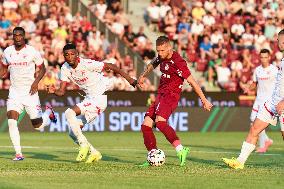 CFR Cluj v Dinamo Bucuresti - Romanian Superliga