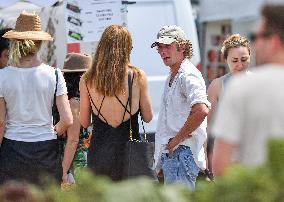 Jeremy Allen White With Daughter Out - LA