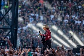 Metallica Performs - Madrid