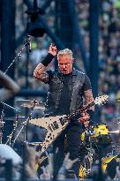 Metallica Performs - Madrid