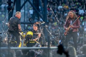 Metallica Performs - Madrid