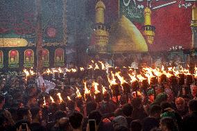 Iran-Muharram, Performing With Fire