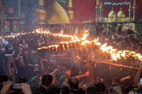 Iran-Muharram, Performing With Fire