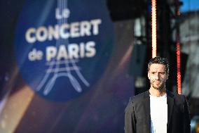 Concert For Olympic Flame Arrival At City Hall - Paris