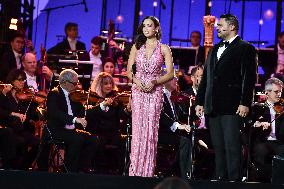 Concert For Olympic Flame Arrival At City Hall - Paris