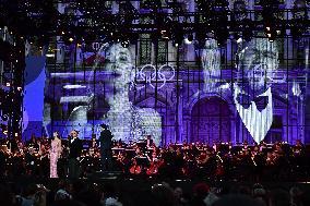 Concert For Olympic Flame Arrival At City Hall - Paris