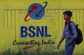 Consumers Flock To BSNL After Telecom Giants Hike Tariffs