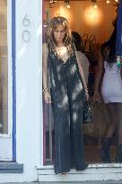 Jennifer Lopez And Violet Affleck Shopping - The Hamptons